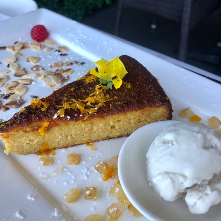 photo of Beluga Cape Town Persian Orange and Almond Cake shared by @mothercitymatt on  14 Nov 2022 - review