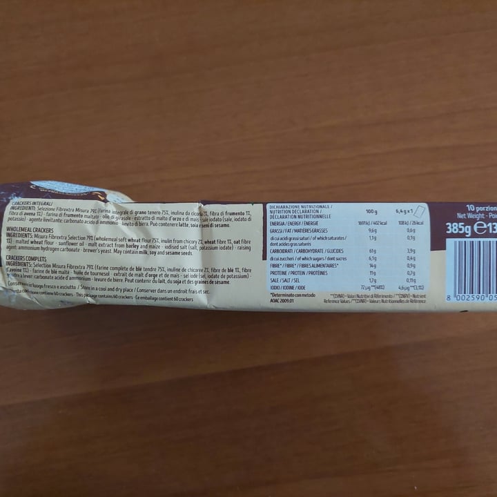 photo of Misura Crackers integrali shared by @noemiso on  10 Apr 2022 - review