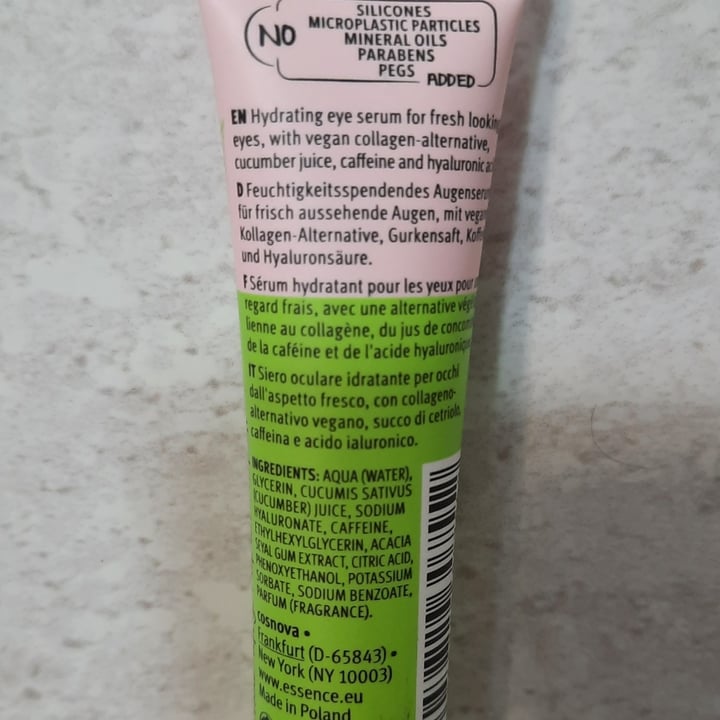 review photo of Essence Cosmetics Contorno occhi shared by @occhiettiblu on 23 Mar 2022 - review