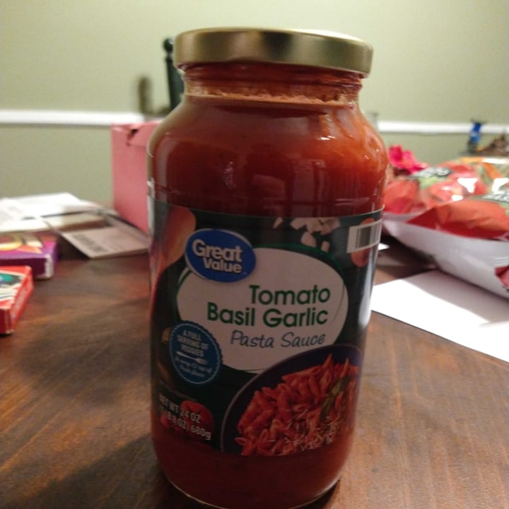 review photo of Great Value Tomato basil Garlic Pasta Sauce shared by @brianpyz on 30 Dec 2021 - review