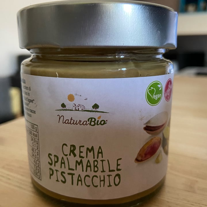 photo of NaturaBio Crema spalmabile pistacchio shared by @9mel1na2 on  28 Feb 2022 - review