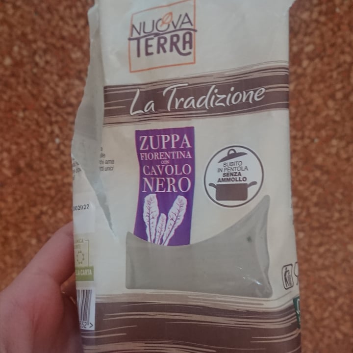 photo of Nuova Terra Zuppa Fiorentina Di Cavolo Nero shared by @fofy on  15 Apr 2022 - review