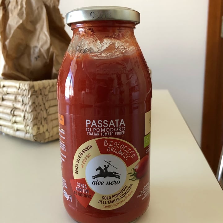 photo of Alce Nero Passata di pomodoro shared by @g3r4b5 on  14 Mar 2022 - review