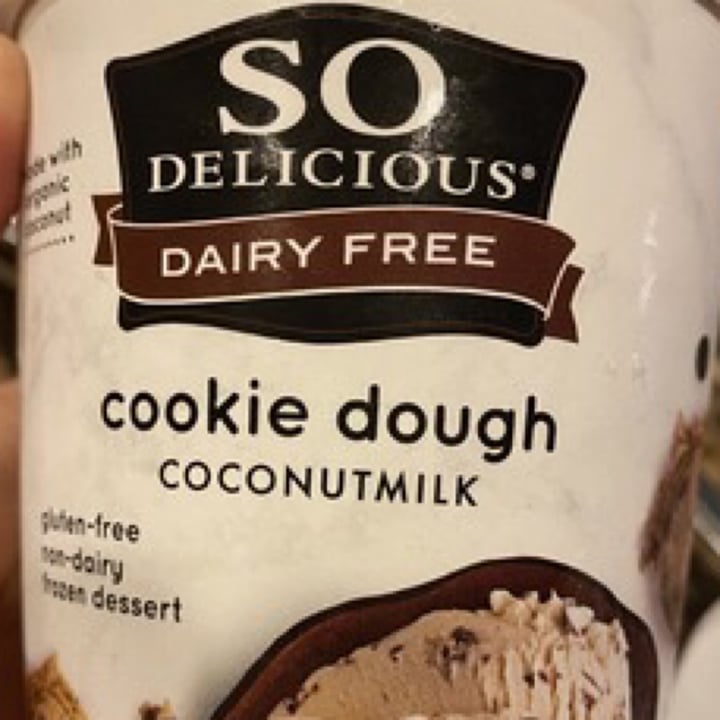 review photo of So Delicious Dairy Free Cookie Dough Coconutmilk Frozen Dessert shared by @nissg on 23 Nov 2020 - review