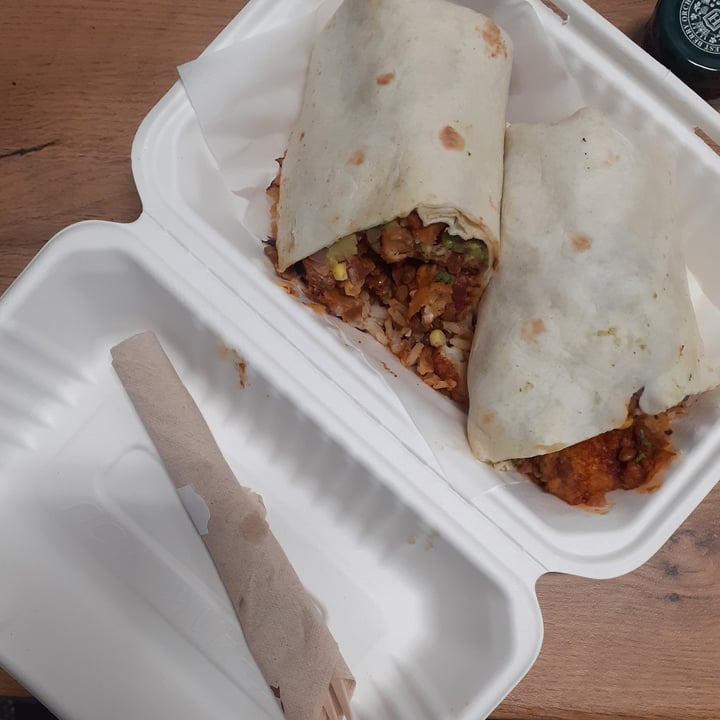 photo of Nourish'd Observatory Cauli Me Burrito shared by @vuyom1998 on  01 Jul 2020 - review