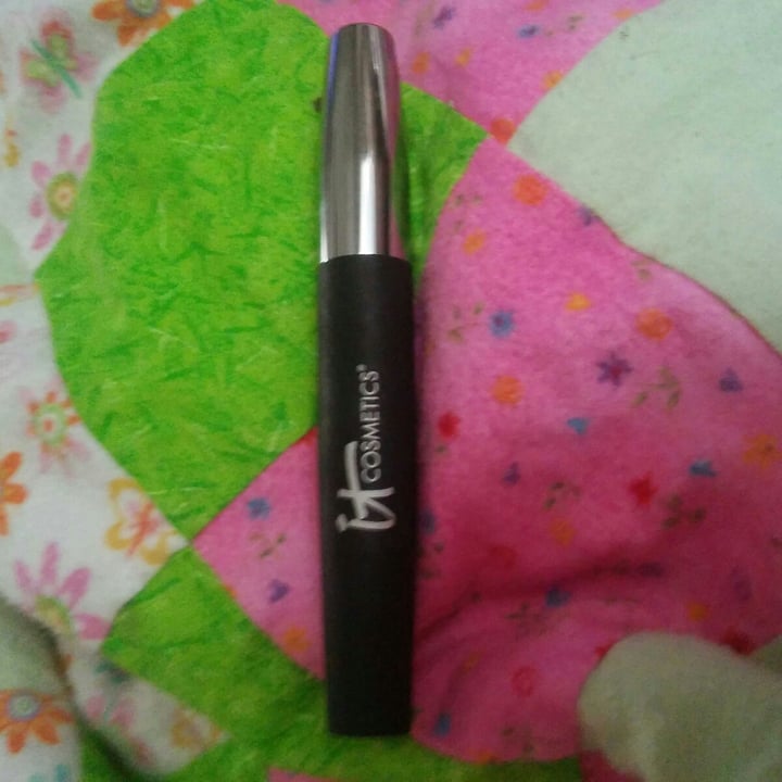 photo of IT Cosmetics IT cosmetics Hello Lashes Mascara shared by @veganmamabear on  31 Aug 2020 - review
