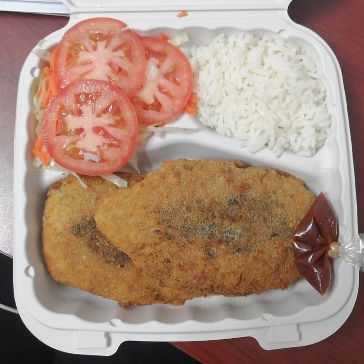 photo of Makan Kitchen Pensiones - comida vegana en Mérida Milanesa De Seitan Rellecha De Rajas Verdes Y Queso shared by @lilithluna on  14 Feb 2022 - review