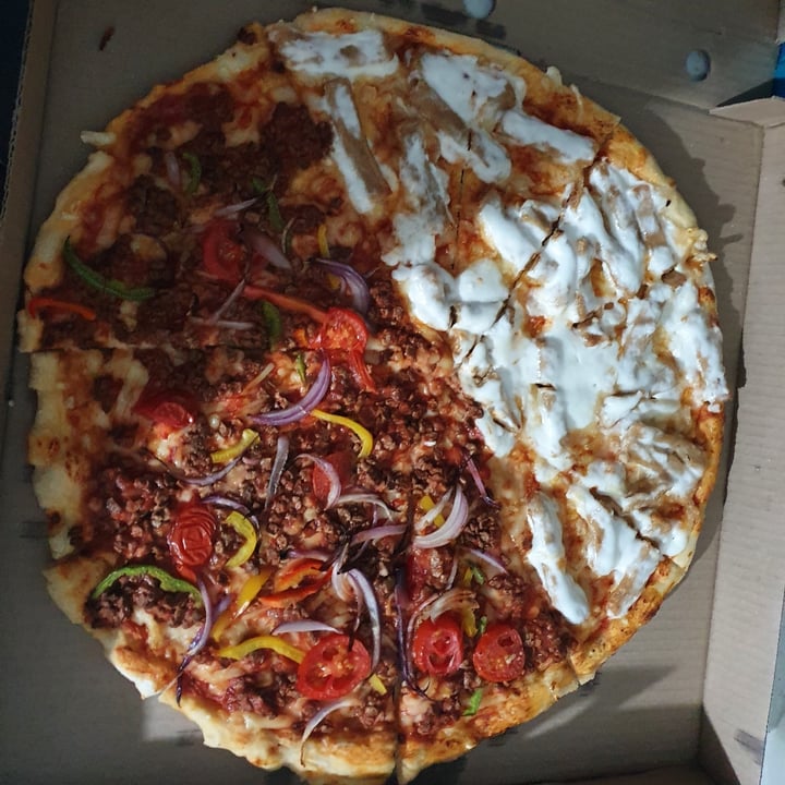 review photo of Panarottis Claremont Vegan Duo Monsterito Vegan Mexicano Vegan Chickless Mayo shared by @darrenveganessen on 12 Jun 2022 - review