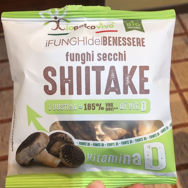 photo of IoBoscoVivo Funghi secchi Shiitake a fette shared by @martinapushkina on  14 Dec 2021 - review