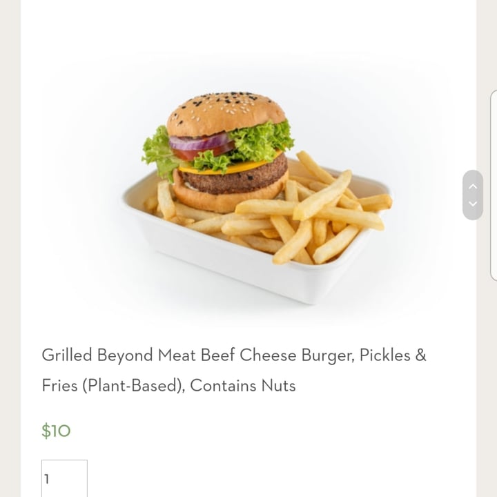 review photo of Grand Hyatt Singapore Classic cheese beyond burger shared by @hermainesay on 15 May 2020 - review