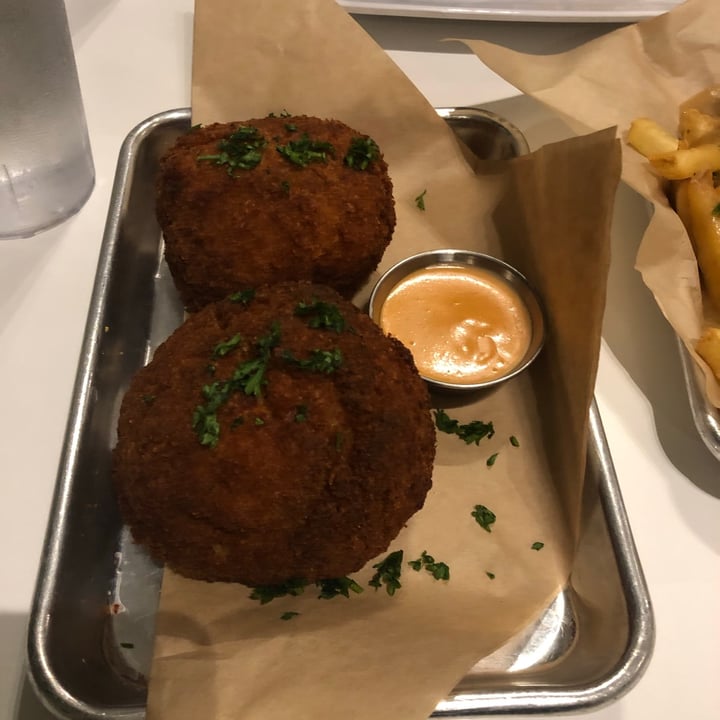review photo of The Modern Vegan Mac and Cheese Baseballs shared by @nikkessler on 20 May 2020 - review