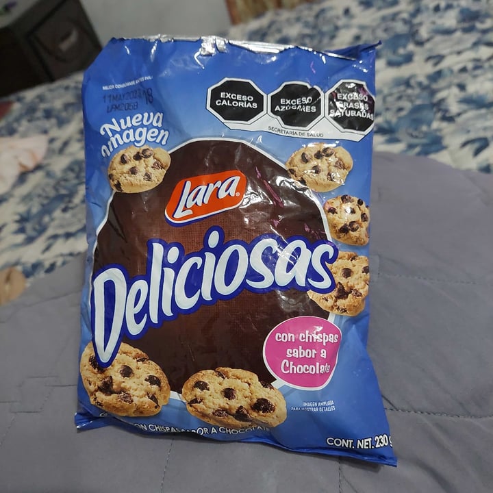 photo of Lara Deliciosas Choco Chispas shared by @evelynrlo on  03 Jul 2022 - review