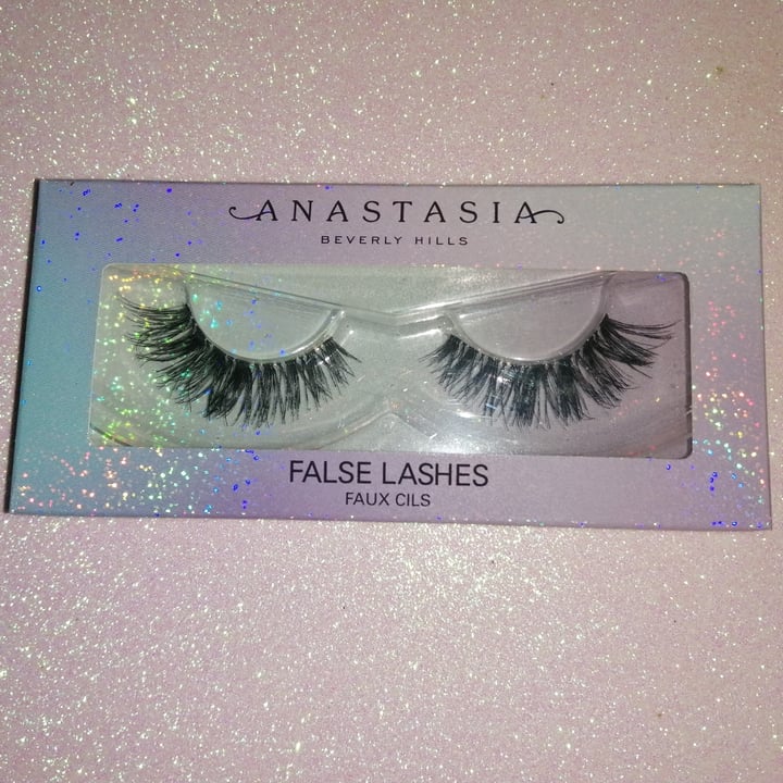 photo of Anastasia Beverly Hills False lashes. Eleganza shared by @akahai on  11 Feb 2021 - review