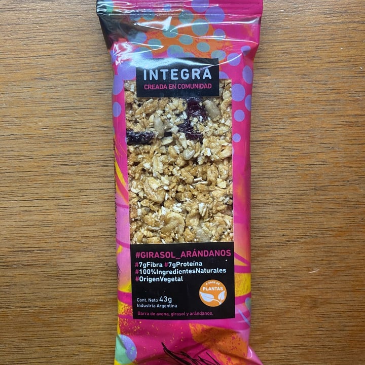 review photo of Integra Barra De Girasol Y Arándanos shared by @camiasat on 14 Sep 2022 - review