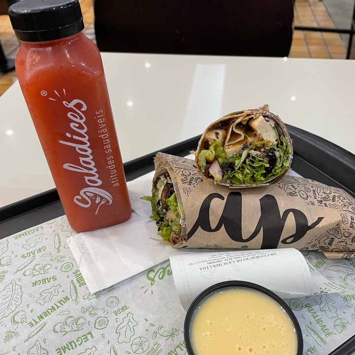 photo of Saladices Beiramar Shopping Wrap vegano shared by @dudanedeff on  07 Nov 2021 - review