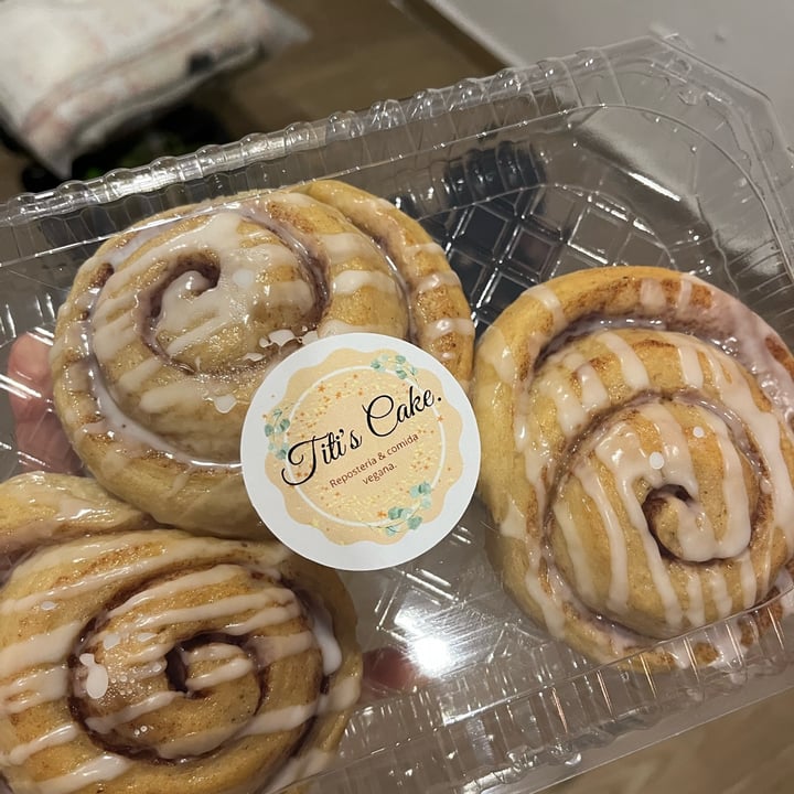 photo of Titi's Cakes Roles De Canela shared by @anagnk on  29 Aug 2022 - review