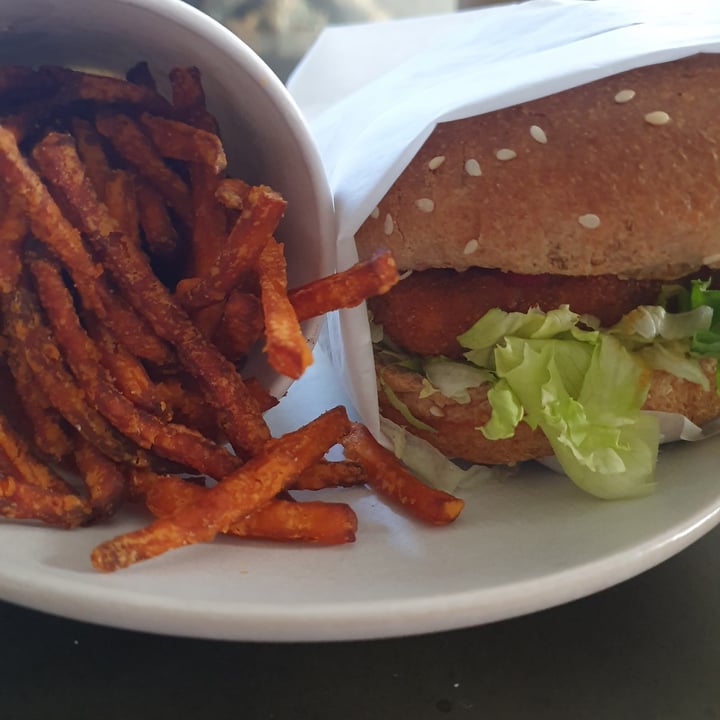 photo of Veggie Grill Santa Fe Chickin shared by @anistavrou on  17 Nov 2022 - review