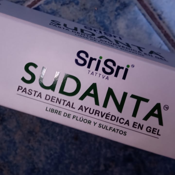 photo of SriSri Tattva Pasta Dental Ayurvédica Sudanta en Gel shared by @ellentao on  22 Aug 2020 - review