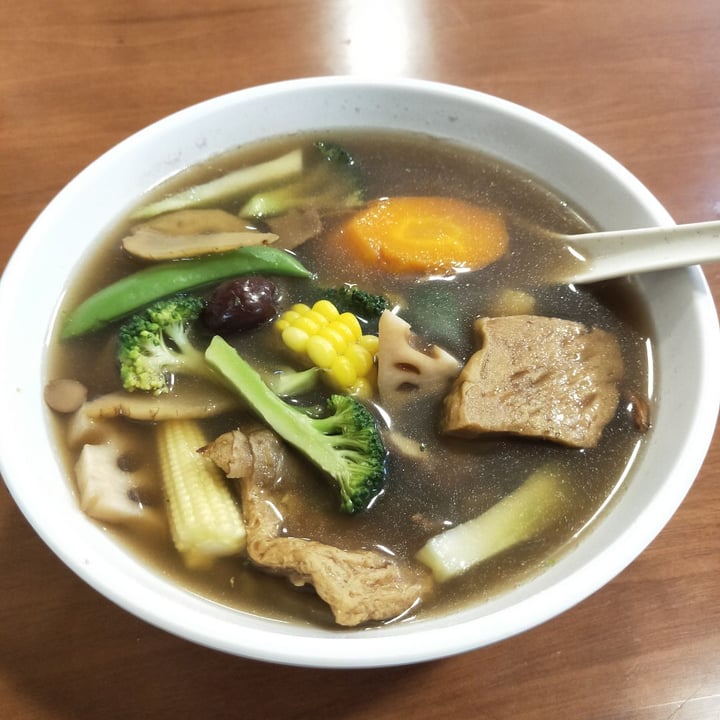 photo of Ngoh's Vegetarian Herbal Soup 汤三豆莲藕 shared by @livingdeadoll on  11 Nov 2020 - review