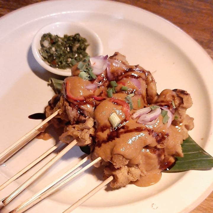 photo of Manggis in Canggu Indonesian Satay shared by @plantsfeelthough on  01 Jun 2021 - review