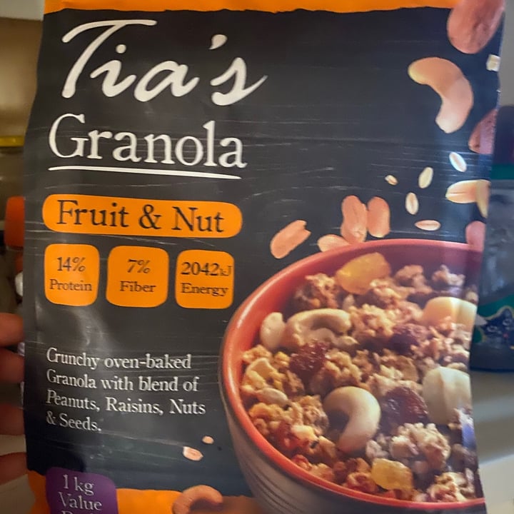 photo of Tia’s Fruit & Nut Granola shared by @jkim21293 on  31 Mar 2021 - review