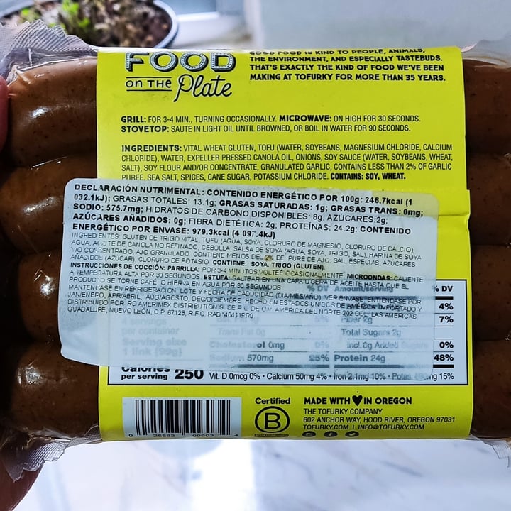 review photo of Tofurky Plant-Based Sausage Kielbasa shared by @wenzambrano on 19 Jul 2022 - review