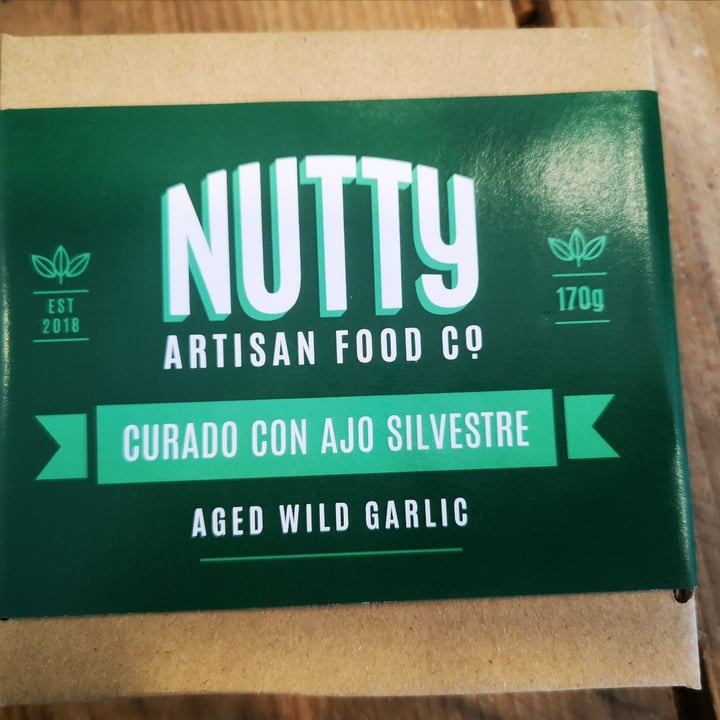 photo of Nutty Artisan Foods curado con ajo silvestre shared by @veganplace on  07 Nov 2020 - review