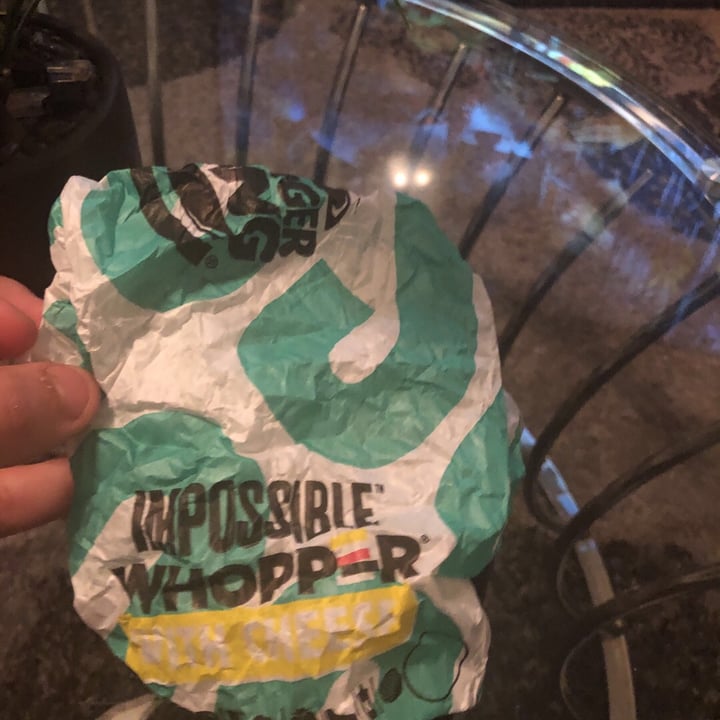 photo of Burger King Impossible Whopper shared by @rlugo00 on  12 Nov 2019 - review