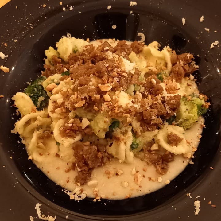 photo of Cavò Bistrot Orecchiette Con Broccoli, Beyond Sausage E Crena Di Formaggio Affumicato Vegan shared by @martac on  30 Dec 2021 - review