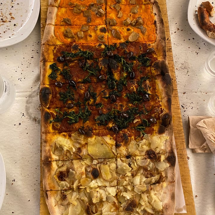 photo of Acqua e Farina Pizza Alla Pala shared by @michelavegan on  23 Sep 2022 - review