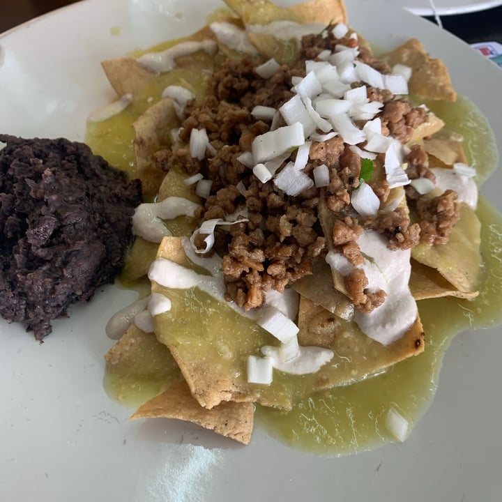 photo of VEGuerrero Chilaquiles verdes con suadero shared by @bsmv on  27 Oct 2020 - review