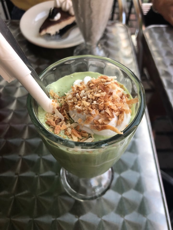 photo of Veggie Galaxy Matcha Milkshake shared by @jkoury on  03 Oct 2019 - review