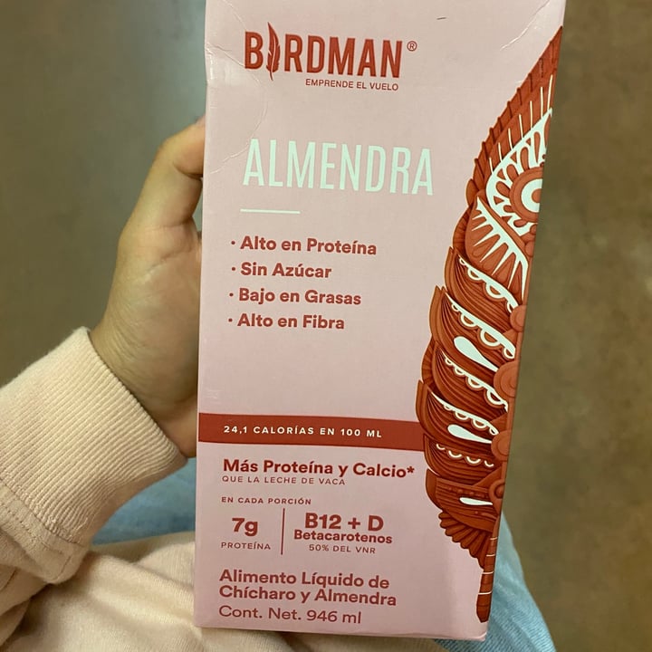 photo of Birdman Leche De Almendras shared by @thalyhdz on  30 Apr 2022 - review