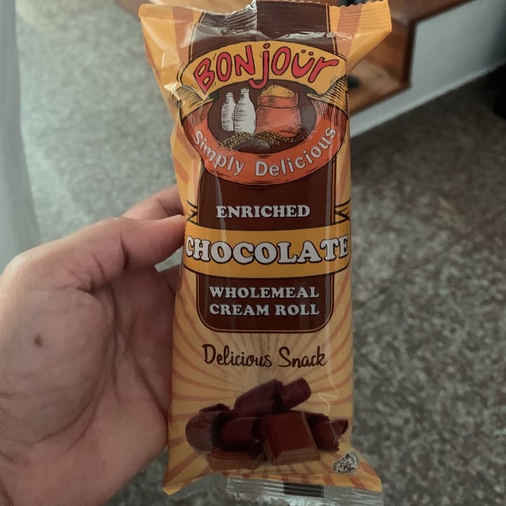 photo of Bonjour Enriched Chocolate Wholemeal Cream Roll shared by @yashermin on  26 Jun 2021 - review