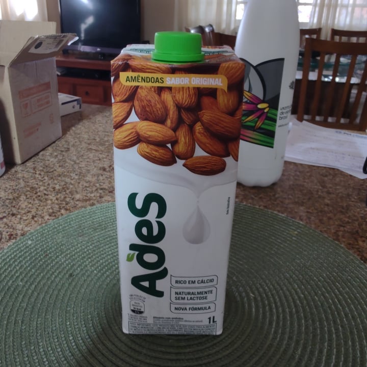 review photo of Ades leite de amendoas shared by @valeria520 on 23 Jul 2022 - review