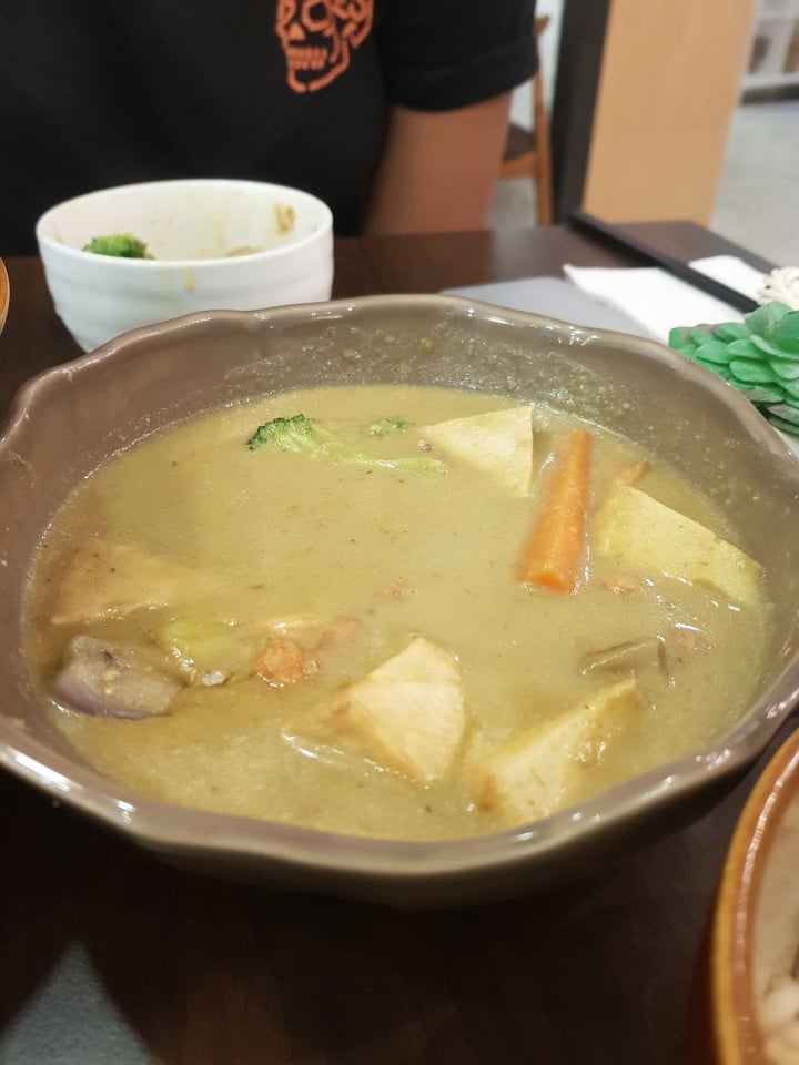 photo of BMS Organics @ MyTown Shopping Centre Green Curry Rice shared by @emilythejoyfulnomad on  07 Mar 2020 - review