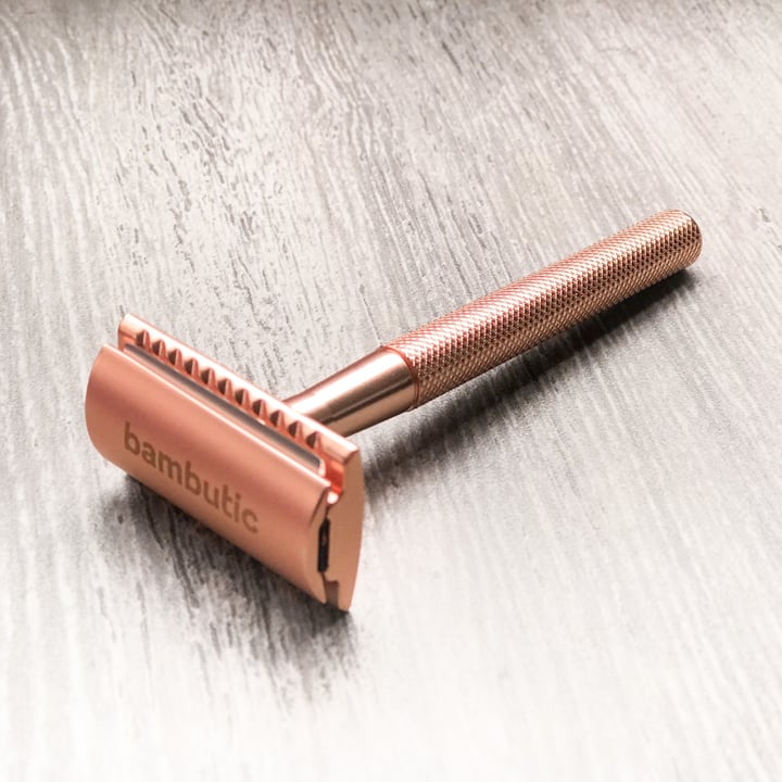 photo of Bambutic Safety razor shared by @anabautistac on  21 Feb 2021 - review