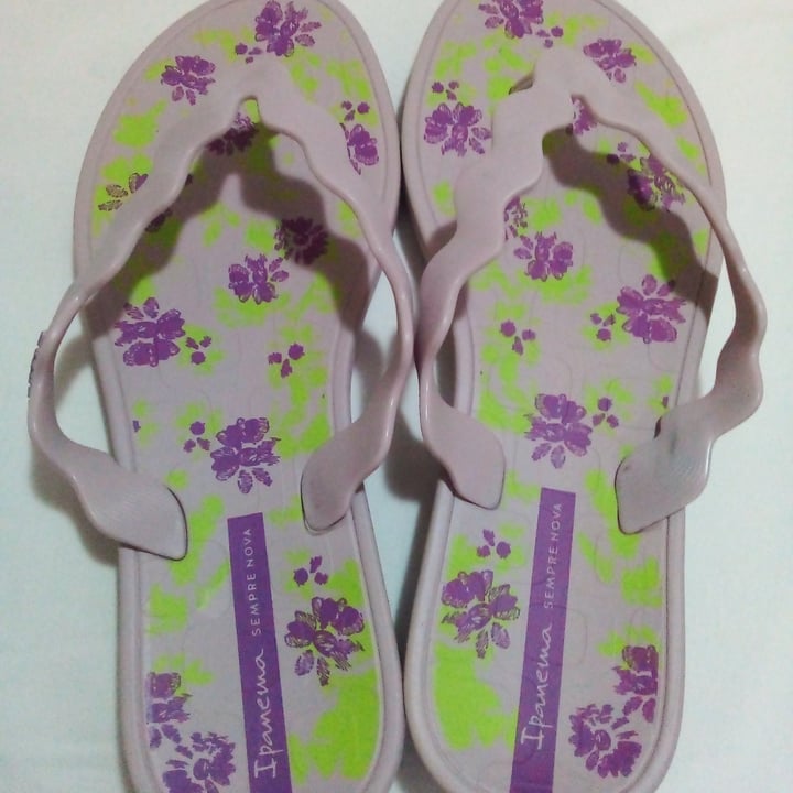 review photo of Grendene Ipanema sempre nova shared by @lujoya on 02 Jul 2022 - review