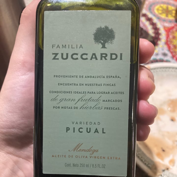 photo of familia zucardi Aceite De Oliva shared by @valentinaenecoiz on  29 May 2021 - review