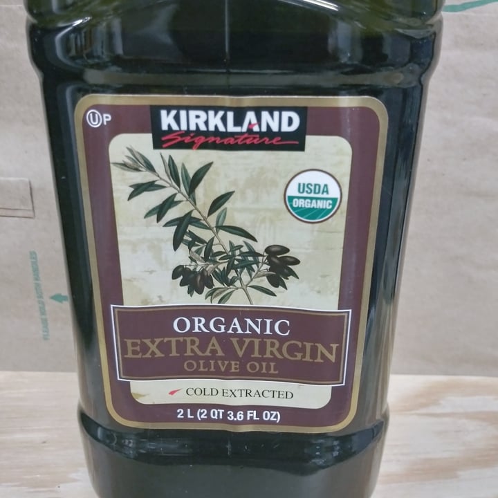 photo of Kirkland Signature Organic extra virgin olive oil shared by @gemgirl on  27 Aug 2021 - review