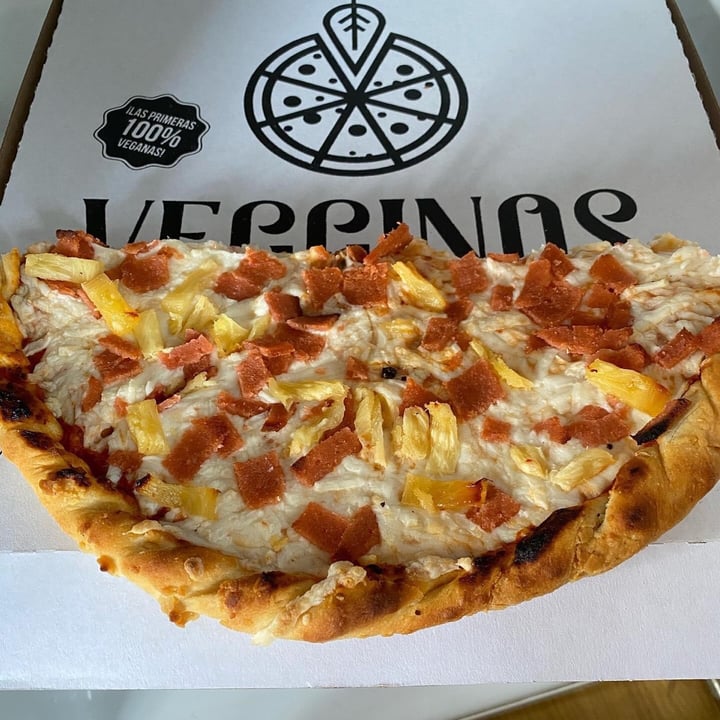 review photo of Veggino's Pizza Pizza hawaiana shared by @jzinser on 04 Aug 2020 - review