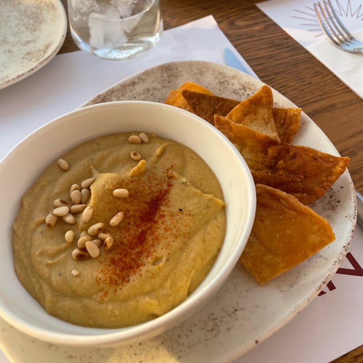 photo of Pelican Restaurant Hummus And Pita shared by @dorindigenova on  06 Dec 2021 - review