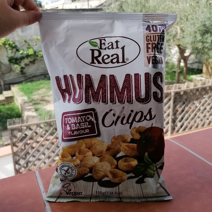 photo of Eat Real Hummus chips tomato & basil Flavour shared by @susannatortorelli on  26 Sep 2021 - review