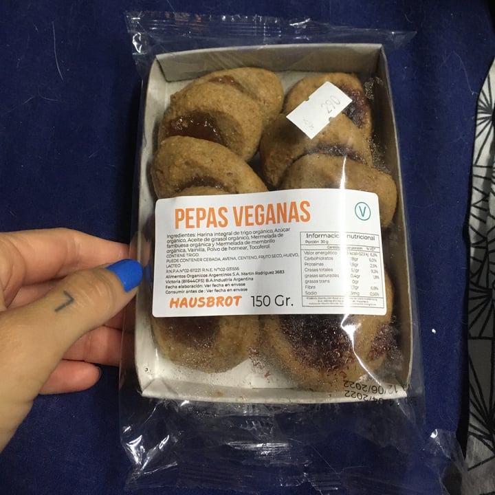 photo of Hausbrot Pepas veganas shared by @lauchis on  07 May 2022 - review
