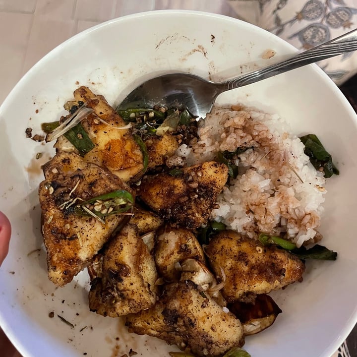 review photo of Jakura Sushi and Asian Cuisine Braised tofu with garlic and chilli shared by @chantellekylie on 23 Sep 2021 - review