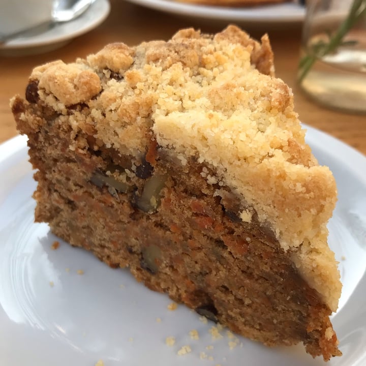 photo of Monk Coffee Carrot Cake shared by @lilanovel on  24 May 2022 - review