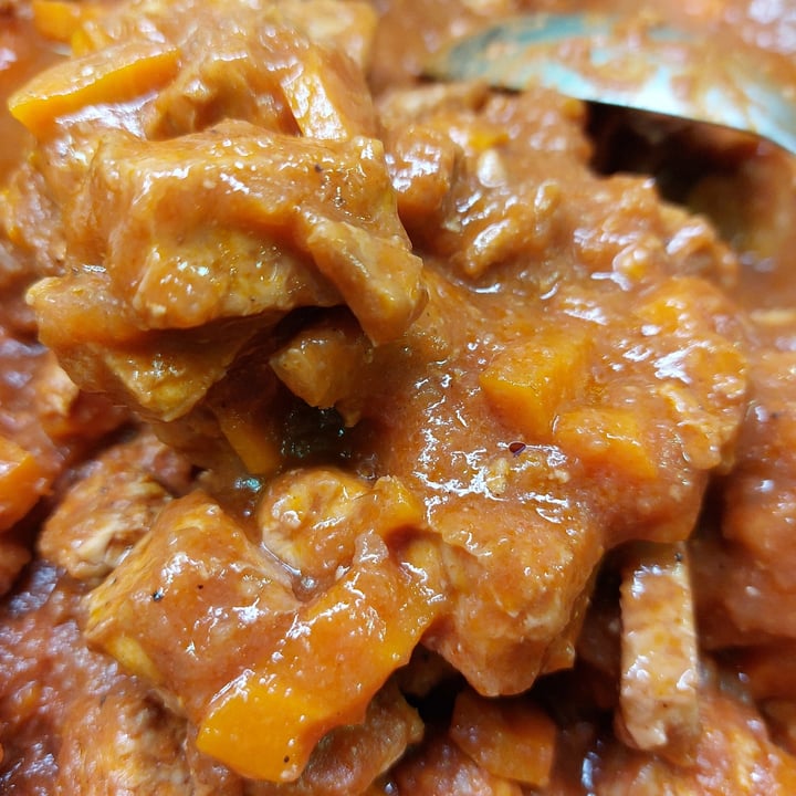 review photo of Bottega e natura gulash di tempeh shared by @serena-leone on 01 Oct 2022 - review