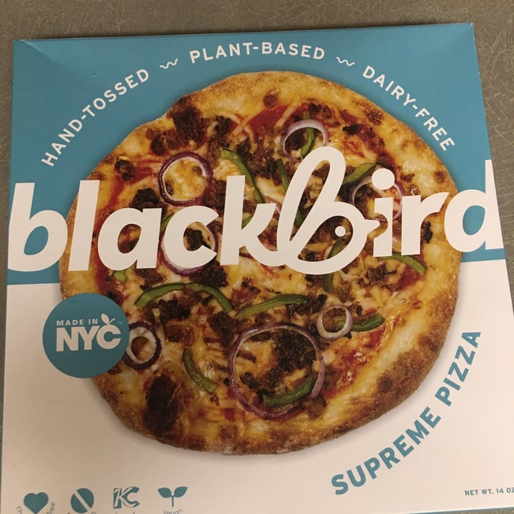 review photo of Blackbird Foods Hand-Tossed Pizza Supreme shared by @monilooch on 31 May 2022 - review