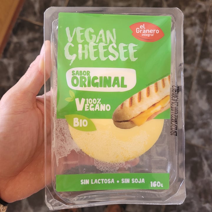 photo of El Granero Integral vegan cheese sabor original shared by @lucasmarion on  16 Oct 2022 - review