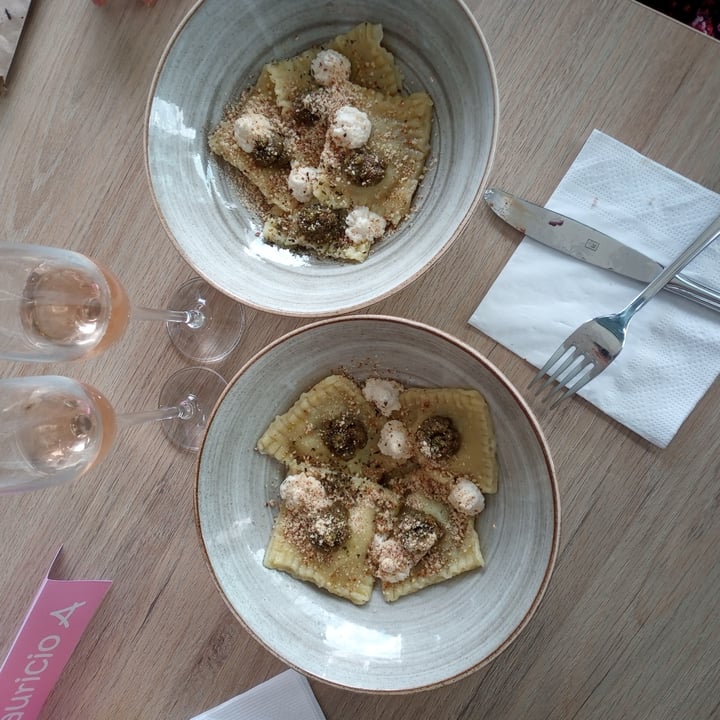 photo of Gigi`s Restaurante Vegano Raviolis de Pera shared by @mauardila on  01 Sep 2021 - review